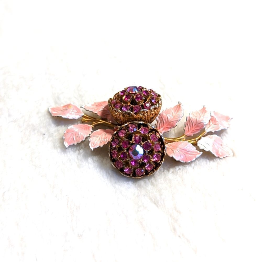 Vintage 50's Pink Dual Flower Rhinestone Brooche with Pink Enameled Leaves - Picture 3 of 8